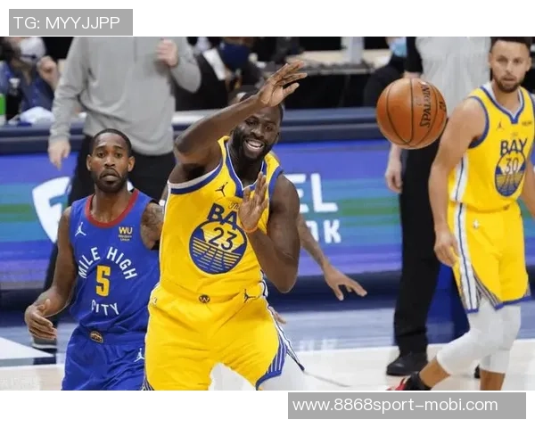 追梦回应球迷争执称对方辱骂我女人即将迎来第五个孩子的喜悦